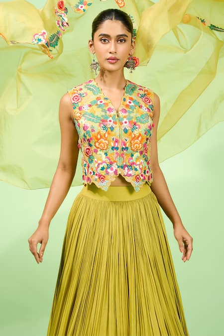 Rishi And Soujit Green Georgette, Organza Embroidery Floral Waistcoat And Pleated Lehenga Set Online at Aza Fashions Rishi And Soujit_Green Georgette, Organza Embroidery Floral Waistcoat And Pleated Lehenga Set _Online_at_Aza_Fashions