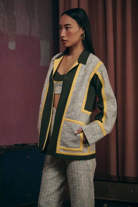 Sunandini Olive Green Tweed Sweetheart Neck, Collared Grey Color Block Jacket Trouser Set Online at Aza Fashions Sunandini_Olive Green Tweed Sweetheart Neck, Collared Grey Color Block Jacket Trouser Set _Online_at_Aza_Fashions