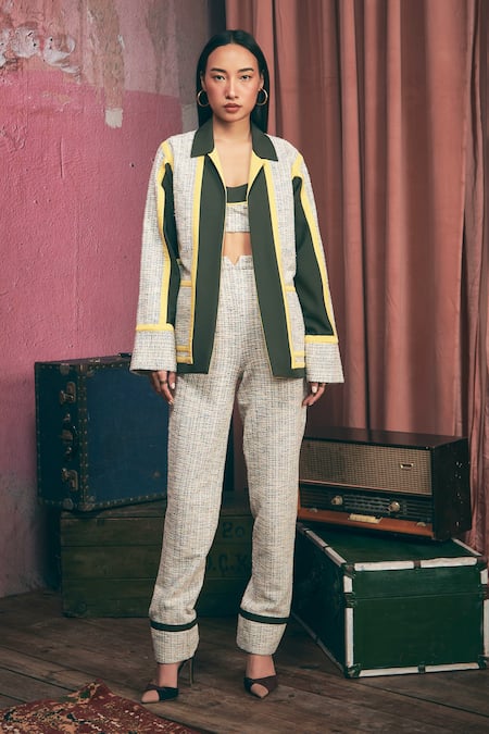 Sunandini Gray Tweed Color Block Sweetheart Grey Bralette And Trouser Set 
