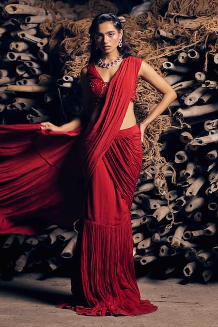 Garima Karwariya Designs Red Net, Crepe, Linen Piping, Embroidery V-neck Hand Pre-draped Saree And Blouse Online at Aza Fashions Garima Karwariya Designs_Red Net, Crepe, Linen Piping, Embroidery V-neck Hand Pre-draped Saree And Blouse _Online_at_Aza_Fashions