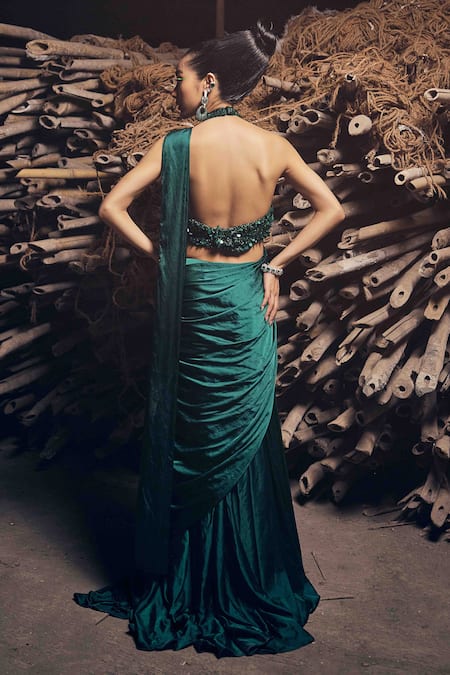 Garima Karwariya Designs Emerald Green Pre-Draped Saree Set 