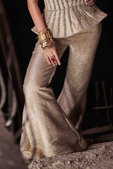 Garima Karwariya Designs Gold Brocade, Tissue Rhinestones Sweetheart Neck Embroidered Corset Set Online at Aza Fashions Garima Karwariya Designs_Gold Brocade, Tissue Rhinestones Sweetheart Neck Embroidered Corset Set _Online_at_Aza_Fashions