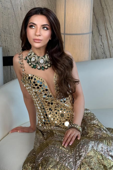 Itrh_Gold Lurex, Mirrors, Plunge Neck And Silver Lehenga Set _Online_at_Aza_Fashions