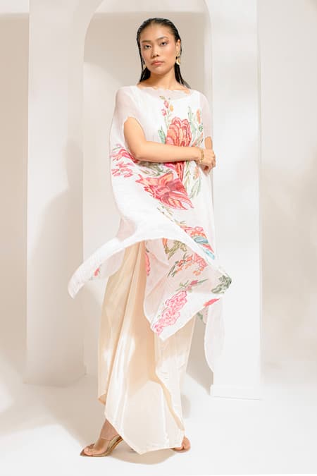 Preeti Mehta Ivory Lurex, Viscose Pearls, Embroidery Round Floral Embellished Kaftan Set Online at Aza Fashions Preeti Mehta_Ivory Lurex, Viscose Pearls, Embroidery Round Floral Embellished Kaftan Set _Online_at_Aza_Fashions