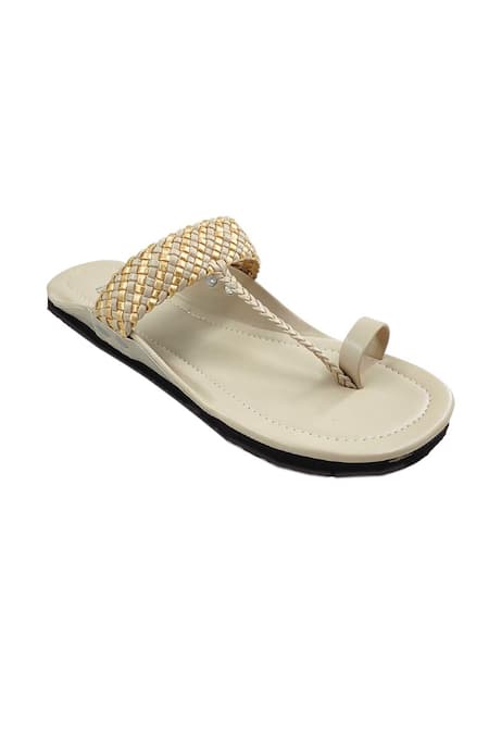 Buy The Madras Trunk Off White Checkered Strap Kolhapuri Flats Online at Aza Fashions Buy_The Madras Trunk_Off White Checkered Strap Kolhapuri Flats _Online_at_Aza_Fashions