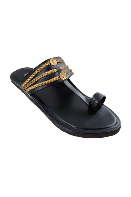 Buy_The Madras Trunk_Black Faux Leather Braided Strap Kolhapuri Flats _Online_at_Aza_Fashions
