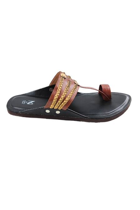 The Madras Trunk_Black Woven Contrast Strap Kolhapuri Flats _at_Aza_Fashions