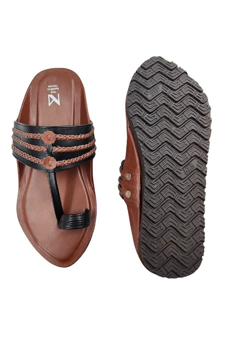 Shop The Madras Trunk Brown Woven Contrast Strap Kolhapuri Flats at Aza Fashions Shop_The Madras Trunk_Brown Woven Contrast Strap Kolhapuri Flats _at_Aza_Fashions