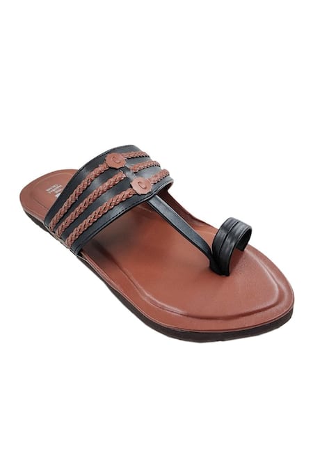 Buy The Madras Trunk Brown Woven Contrast Strap Kolhapuri Flats Online at Aza Fashions Buy_The Madras Trunk_Brown Woven Contrast Strap Kolhapuri Flats _Online_at_Aza_Fashions