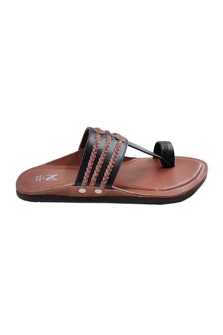 The Madras Trunk Brown Woven Contrast Strap Kolhapuri Flats at Aza Fashions The Madras Trunk_Brown Woven Contrast Strap Kolhapuri Flats _at_Aza_Fashions