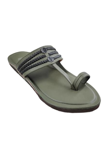 Buy The Madras Trunk Green Woven Olive Braided Strap Kolhapuri Flats Online at Aza Fashions Buy_The Madras Trunk_Green Woven Olive Braided Strap Kolhapuri Flats _Online_at_Aza_Fashions