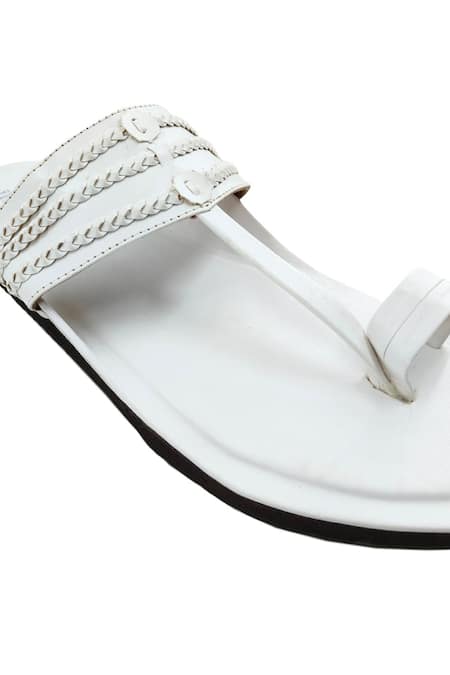 Shop The Madras Trunk White Woven Kolhapuri Flats Online at Aza Fashions Shop_The Madras Trunk_White Woven Kolhapuri Flats _Online_at_Aza_Fashions