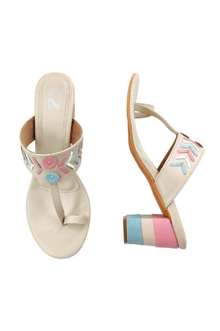 The Madras Trunk_Off White Cut Work Kolhapuri Heels _at_Aza_Fashions