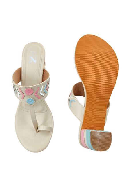 Buy_The Madras Trunk_Off White Cut Work Kolhapuri Heels 