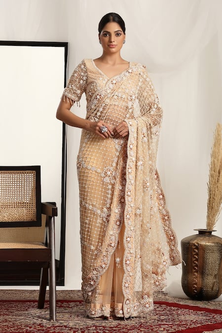 HOUSE OF SUPRIYA Scallop Hem Embroidered Saree With Blouse 