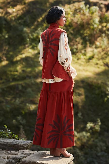 Shop Kharakapas Red Cotton Patchwork Open Neck Frond Print Quilted Jacket And Skirt Set at Aza Fashions Shop_Kharakapas_Red Cotton Patchwork Open Neck Frond Print Quilted Jacket And Skirt Set _at_Aza_Fashions