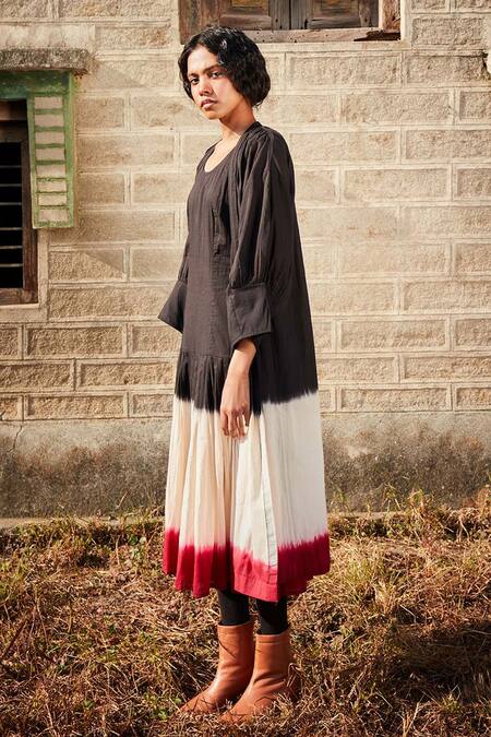 Kharakapas_Black Cotton Scoop , Round And Pink Shibori Tie Dye Midi Dress Set _Online_at_Aza_Fashions