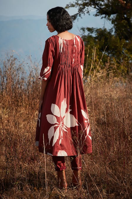 Kharakapas Floral Print Tunic & Pant Set 