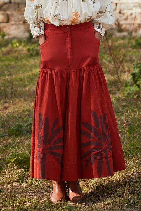 Kharakapas_Red Cotton Rustic Palm Print Long Skirt _Online_at_Aza_Fashions