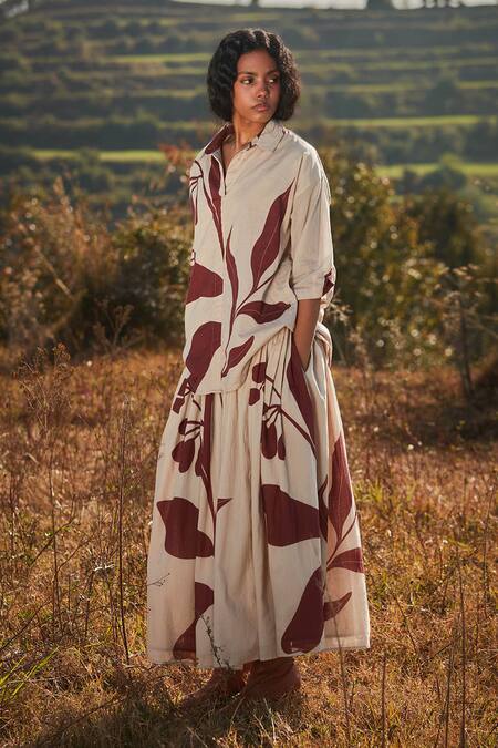Buy_Kharakapas_Beige Cotton Collared Abstract Leaf Print High Low Top _Online_at_Aza_Fashions