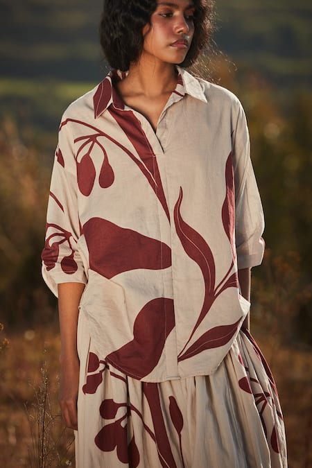 Shop_Kharakapas_Beige Cotton Collared Abstract Leaf Print High Low Top _Online_at_Aza_Fashions