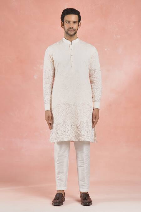 Rng Safawala_Off White Cotton, Silk Embroidery Floral Ombre Bundi Kurta Set _Online_at_Aza_Fashions