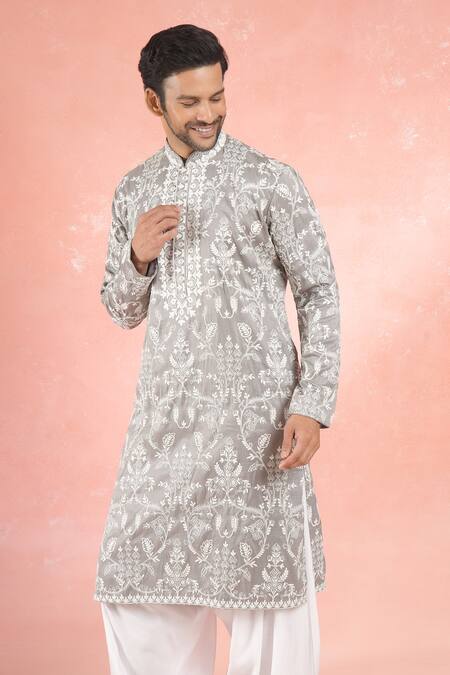 Rng Safawala Gray Muslin, Cotton Diamonds Floral Dori Embroidered Kurta Set 5