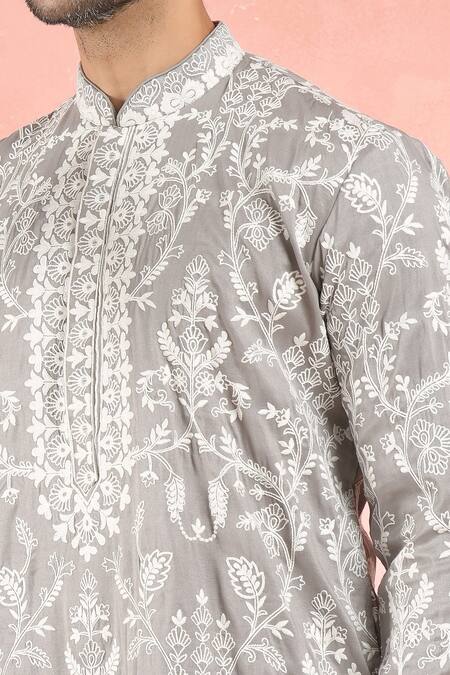Rng Safawala Gray Muslin, Cotton Diamonds Floral Dori Embroidered Kurta Set 6