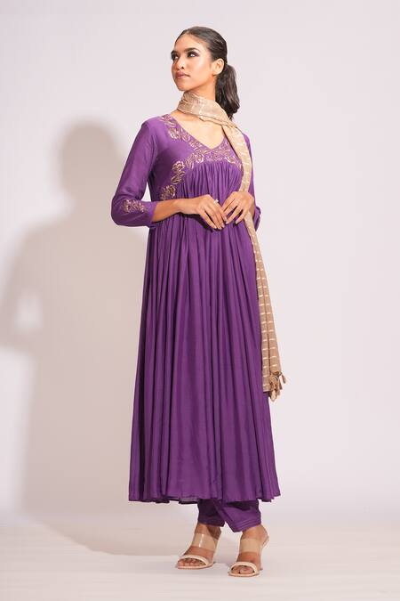 Shruti S Purple Cotton, Organza Embroidery V-neck Floral Zari Anarkali Set Online at Aza Fashions Shruti S_Purple Cotton, Organza Embroidery V-neck Floral Zari Anarkali Set _Online_at_Aza_Fashions