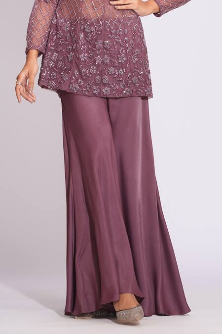 Shop Shruti S Wine Silk , Sequins V-neck Floral And Geometric Kurta Set Online at Aza Fashions Shop_Shruti S_Wine Silk , Sequins V-neck Floral And Geometric Kurta Set _Online_at_Aza_Fashions