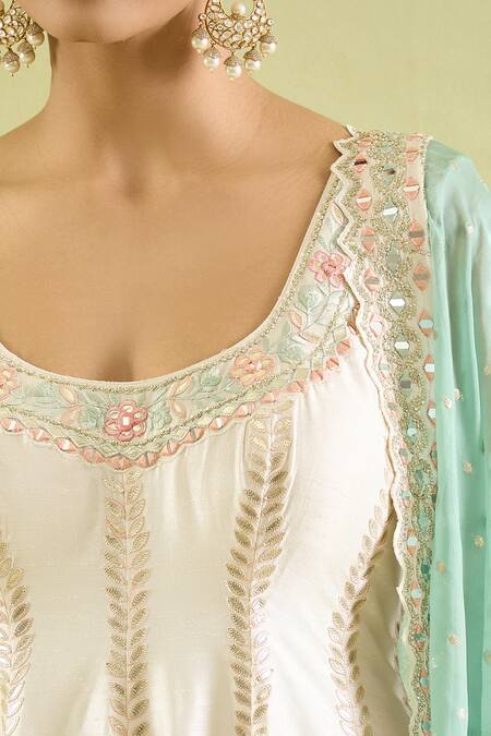 Buy_SUHINO_White Organza, Georgette, Silk Embroidery, Mirrors Bloom Vine Anarkali Set _Online_at_Aza_Fashions