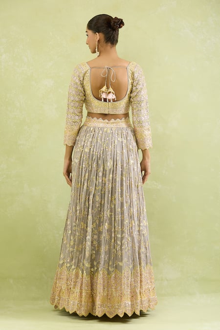 Shop SUHINO Gray Organza, Chiffon Mirrors, Embroidery Round Grey Lehenga Set With Dupatta at Aza Fashions Shop_SUHINO_Gray Organza, Chiffon Mirrors, Embroidery Round Grey Lehenga Set With Dupatta _at_Aza_Fashions