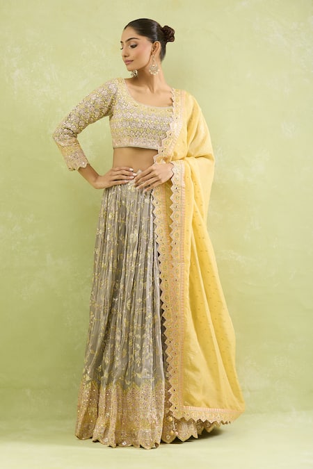 SUHINO Gray Organza, Chiffon Mirrors, Embroidery Round Grey Lehenga Set With Dupatta at Aza Fashions SUHINO_Gray Organza, Chiffon Mirrors, Embroidery Round Grey Lehenga Set With Dupatta _at_Aza_Fashions