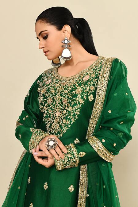 Shop_Kalighata_Green Chanderi Sequins, Cut Work Round Neck Floral Embroidered Kurta Sharara Set 