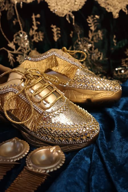 Buy Chal Jooti Gold Sequins, Stones Embellished Sneakers With Fringes Buy_Chal Jooti_Gold Sequins, Stones Embellished Sneakers With Fringes