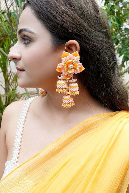 Vaidaan Gopi Floral Shaped Ear Cuffs 