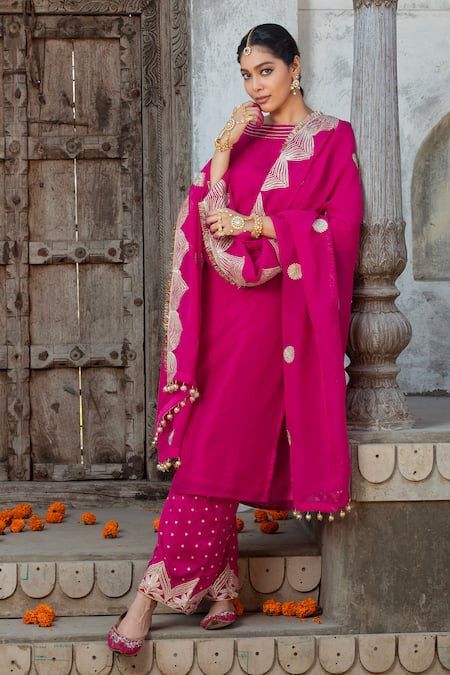Buy Monk & Mei By Sonia Anand Fuchsia Organza, Silk Gota Patti, Tassels Boat Neck Work Kurta Pant Set Online at Aza Fashions Buy_Monk & Mei By Sonia Anand_Fuchsia Organza, Silk Gota Patti, Tassels Boat Neck Work Kurta Pant Set _Online_at_Aza_Fashions