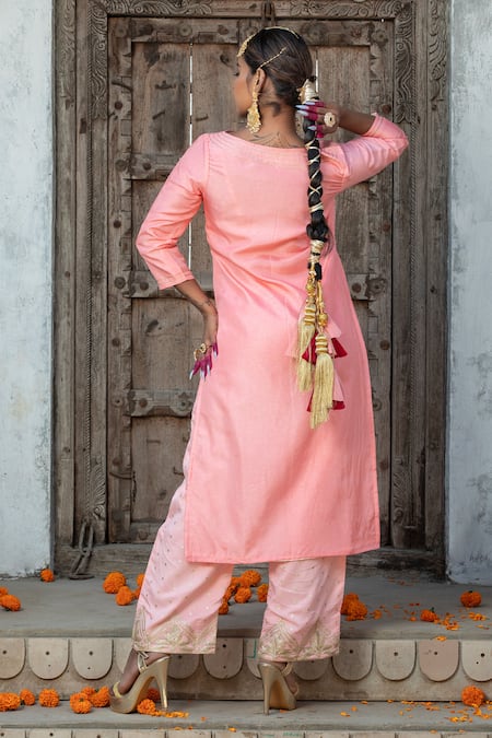Monk & Mei By Sonia Anand Pink Silk, Organza Tassels, Gota Patti Boat Neck Embroidered Salmon Kurta Set Online at Aza Fashions Monk & Mei By Sonia Anand_Pink Silk, Organza Tassels, Gota Patti Boat Neck Embroidered Salmon Kurta Set _Online_at_Aza_Fashions