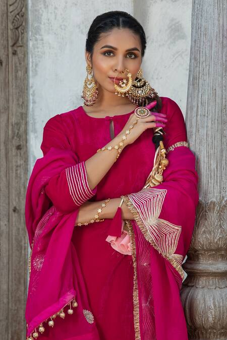 Monk & Mei By Sonia Anand Fuchsia Organza, Velvet Gota Patti, Tassels Keyhole Embroidered Kurta Pant Set at Aza Fashions Monk & Mei By Sonia Anand_Fuchsia Organza, Velvet Gota Patti, Tassels Keyhole Embroidered Kurta Pant Set _at_Aza_Fashions