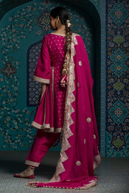 Monk & Mei By Sonia Anand Fuchsia Gota Work Embroidered Kurta Set 