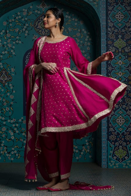 Buy_Monk & Mei By Sonia Anand_Fuchsia Organza, Velvet, Silk Gota Patti, Tassels Work Embroidered Kurta Set _Online_at_Aza_Fashions