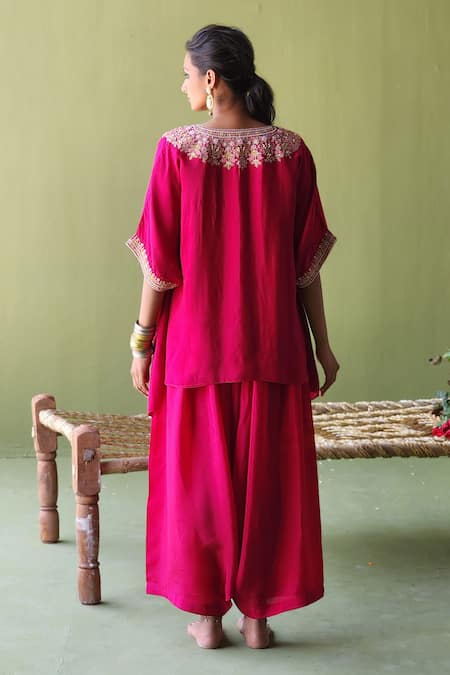 Pooja Singhal Blossom Marodi Embroidered Kurta Set 