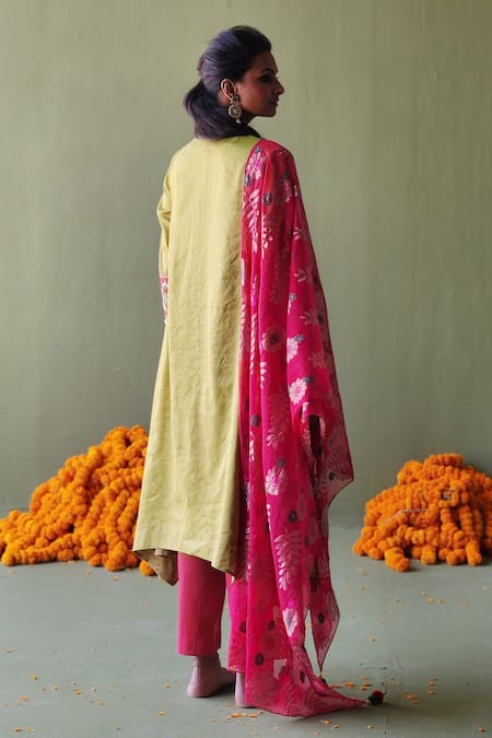 Pooja Singhal Gul Marodi Embroidered Kurta Pant Set 