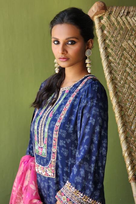 Pooja Singhal_Blue Silk Print Phool Split V Neck And Marodi Embroidered Kurta Set _Online_at_Aza_Fashions