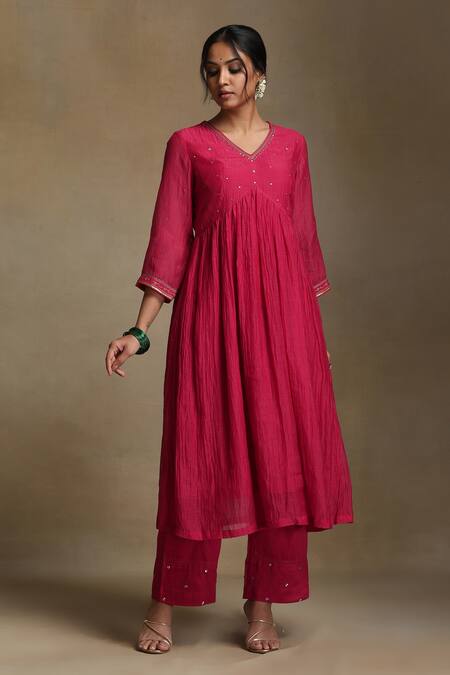 Weaver Story Pink Chanderi, Cotton Satin Sequins, Embroidery V-neck Kurta Set Online at Aza Fashions Weaver Story_Pink Chanderi, Cotton Satin Sequins, Embroidery V-neck Kurta Set _Online_at_Aza_Fashions