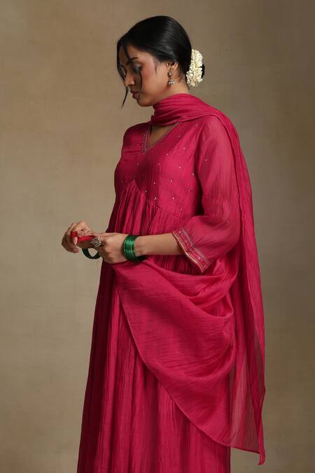 Buy Weaver Story Pink Chanderi, Cotton Satin Sequins, Embroidery V-neck Kurta Set Online at Aza Fashions Buy_Weaver Story_Pink Chanderi, Cotton Satin Sequins, Embroidery V-neck Kurta Set _Online_at_Aza_Fashions