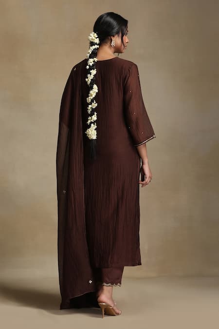 Shop Weaver Story Brown Chanderi, Cotton Satin Embroidery, Sequins V-neck Floral Kurta Set at Aza Fashions Shop_Weaver Story_Brown Chanderi, Cotton Satin Embroidery, Sequins V-neck Floral Kurta Set _at_Aza_Fashions