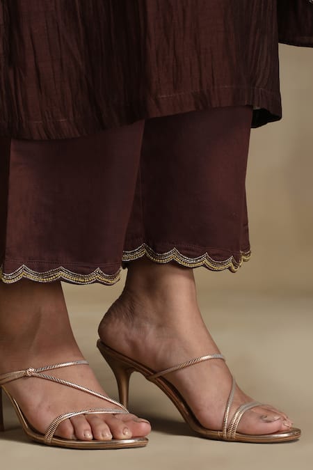 Buy Weaver Story Brown Chanderi, Cotton Satin Embroidery, Sequins V-neck Floral Kurta Set Buy_Weaver Story_Brown Chanderi, Cotton Satin Embroidery, Sequins V-neck Floral Kurta Set