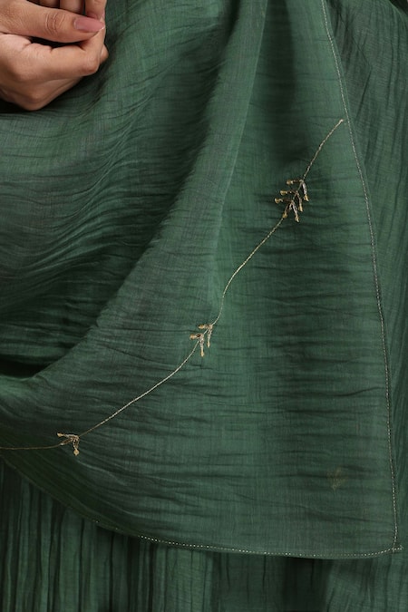 Shop_Weaver Story_Green Chanderi, Cotton Satin Sequins, Embroidery Round Neck Kurta Set _Online_at_Aza_Fashions