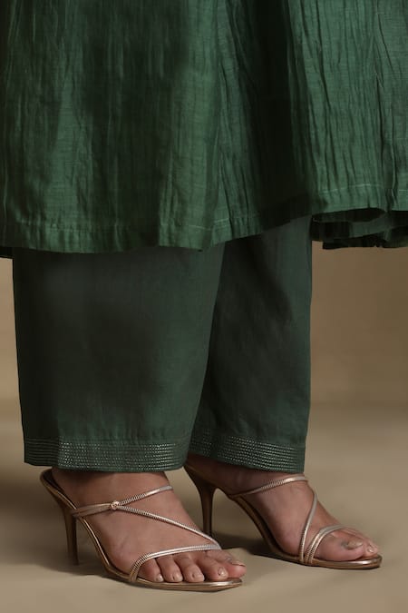 Weaver Story_Green Chanderi, Cotton Satin Sequins, Embroidery Round Neck Kurta Set _at_Aza_Fashions